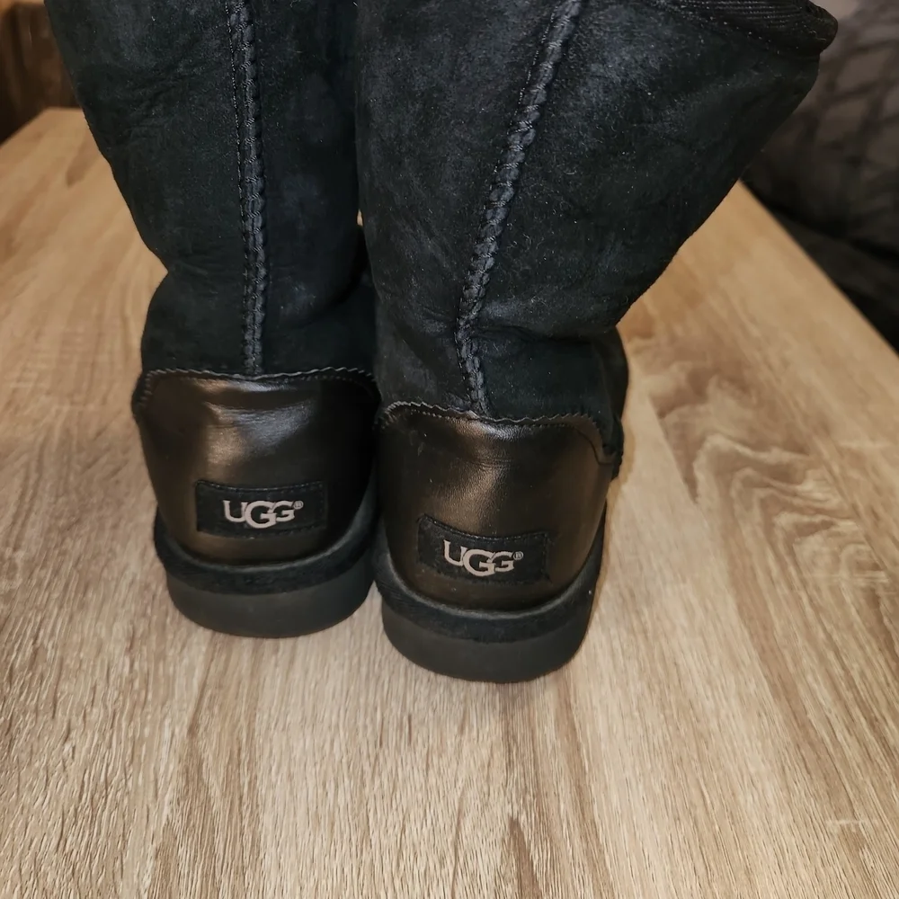 UGG Black Suede and Leather Boots